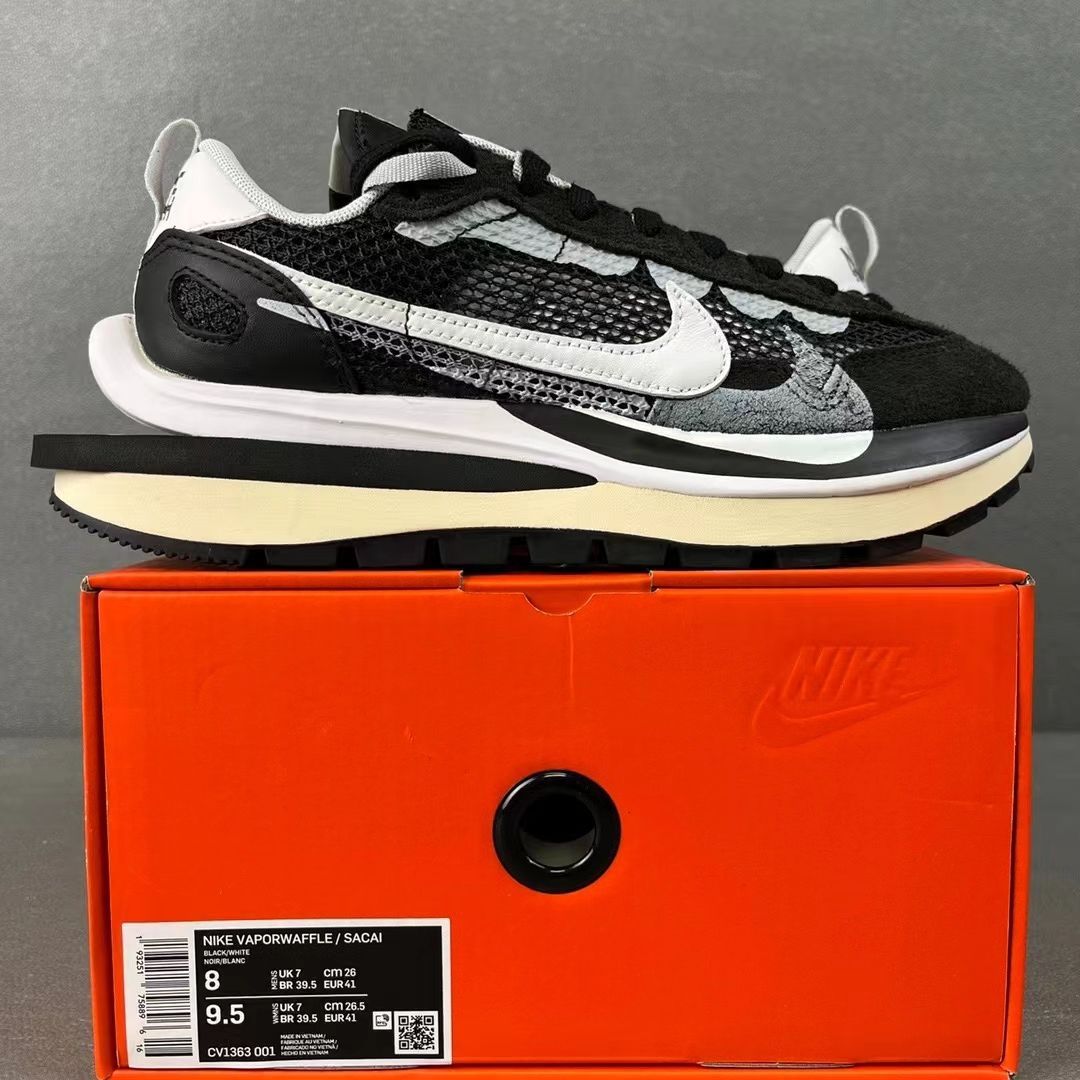 SACAI × NIKE VAPOR WAFFLE Black&White サカイ×ナイキ ヴェイパーワッフル