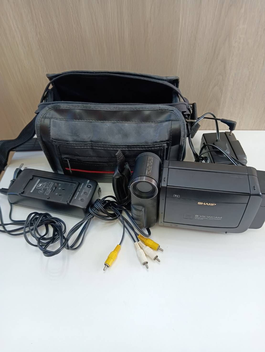 中古品】SHARP 液晶ビューカム VL-EL300 8ミリ 現状品 - メルカリ