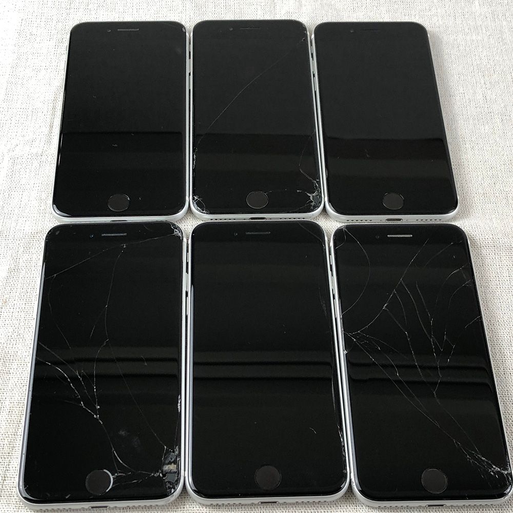 iPhone きらめい SE 第二世代 スマートフォン ひび割れ有 64GB