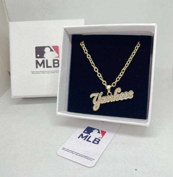 MLB ニューヨーク・ヤンキース ネックレス 新品】MLB ニューヨークヤンキース ネックレス ゴールド ステンレス