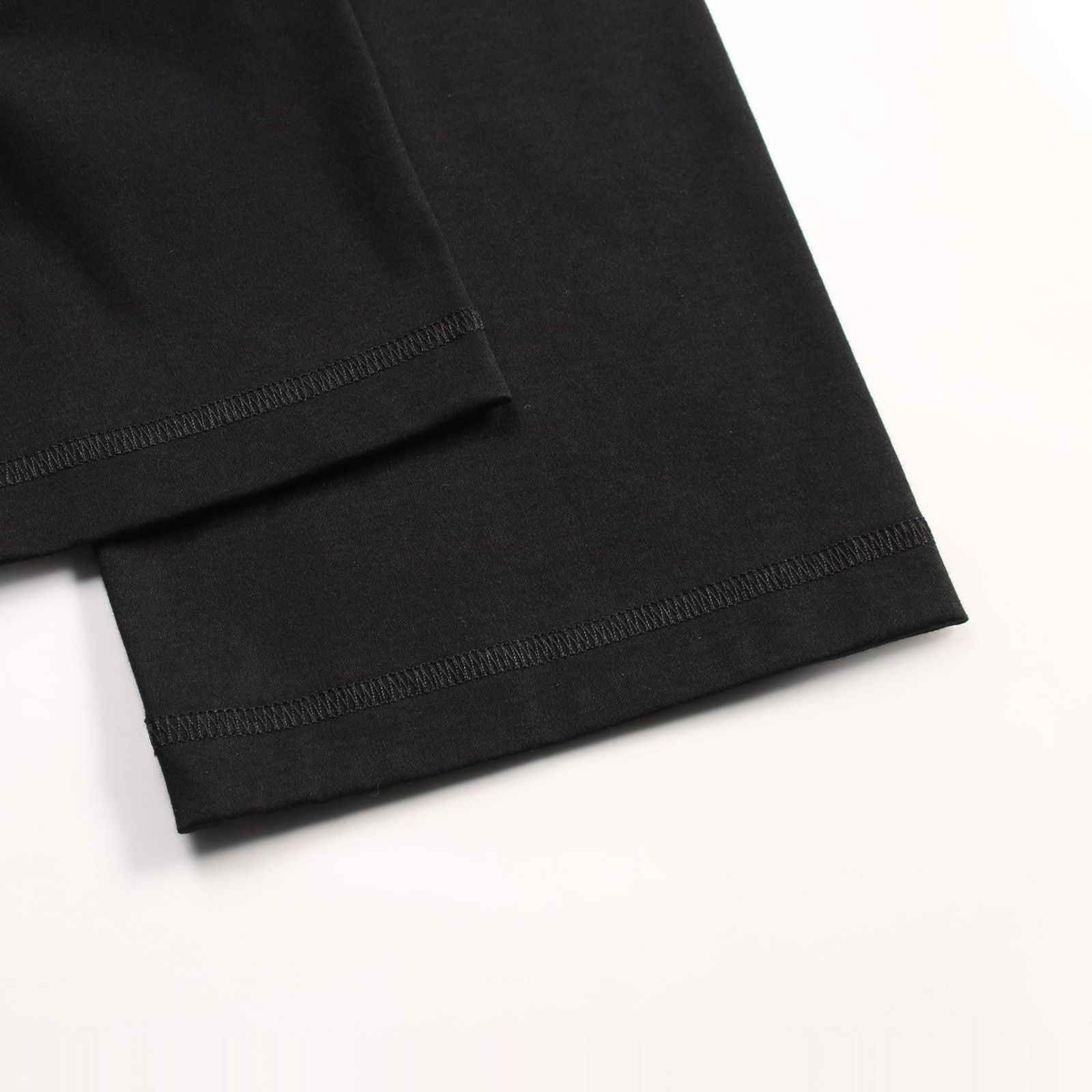 刺繍ポケット付き カットソー