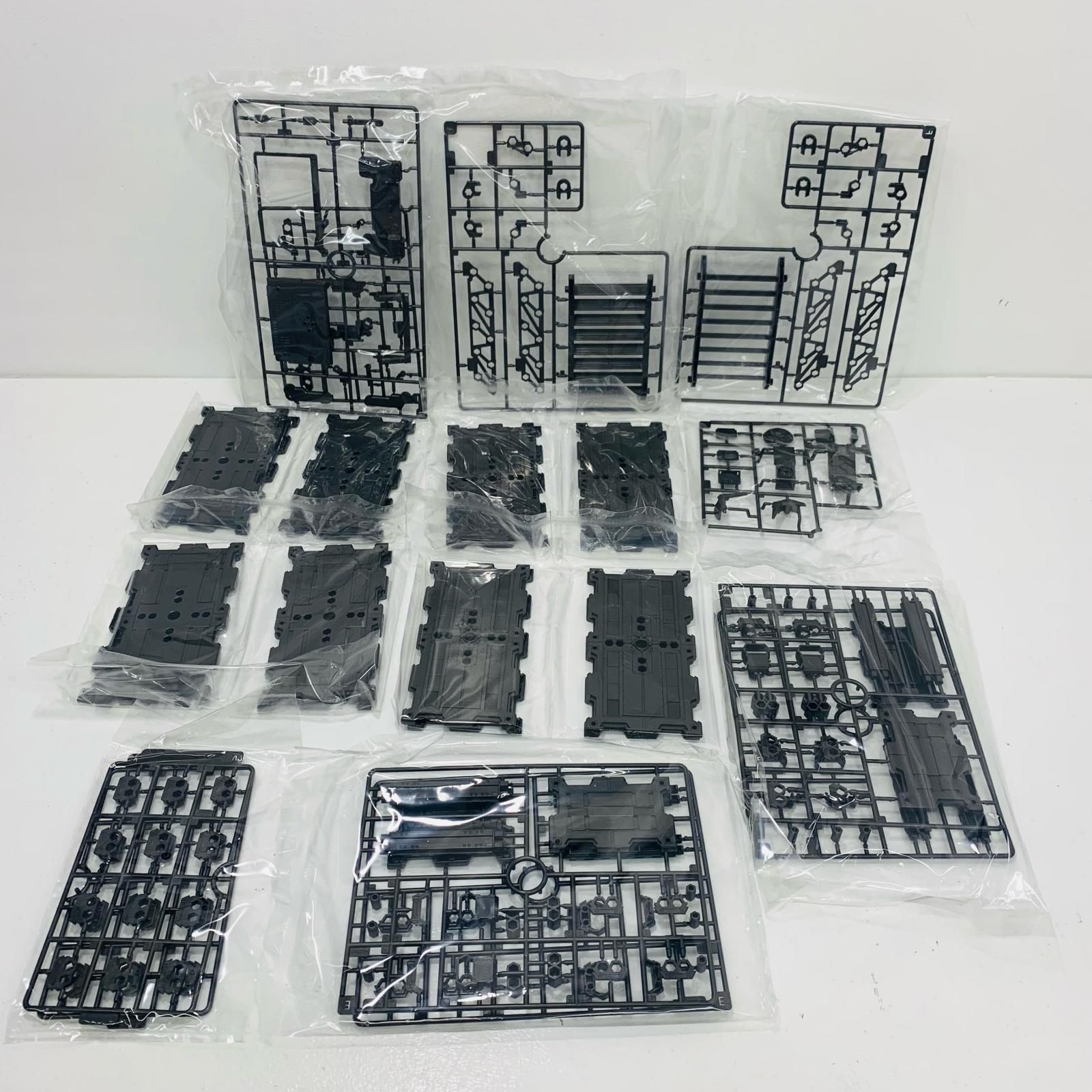 1 24 ブロックベース01 DXヘッドクォーター キットブロックヘキサギア HG060