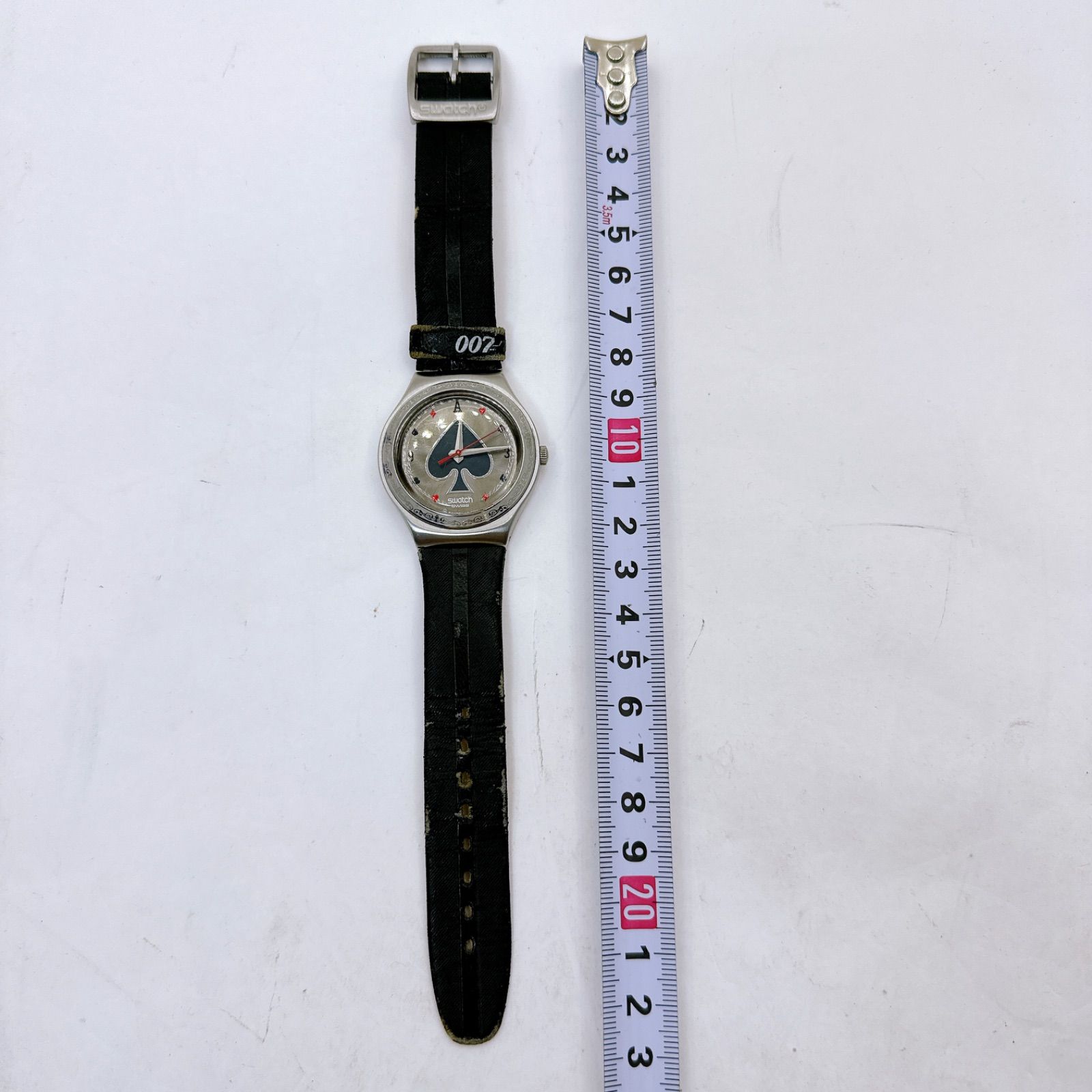 動作確認済み】SWATCH 007 VILLAIN COLLECTION ル・シッフル カジノ・ロワイヤル YGS128 電池交換済み  ベルト使用感あり 腕時計 メンズ レディース - メルカリ