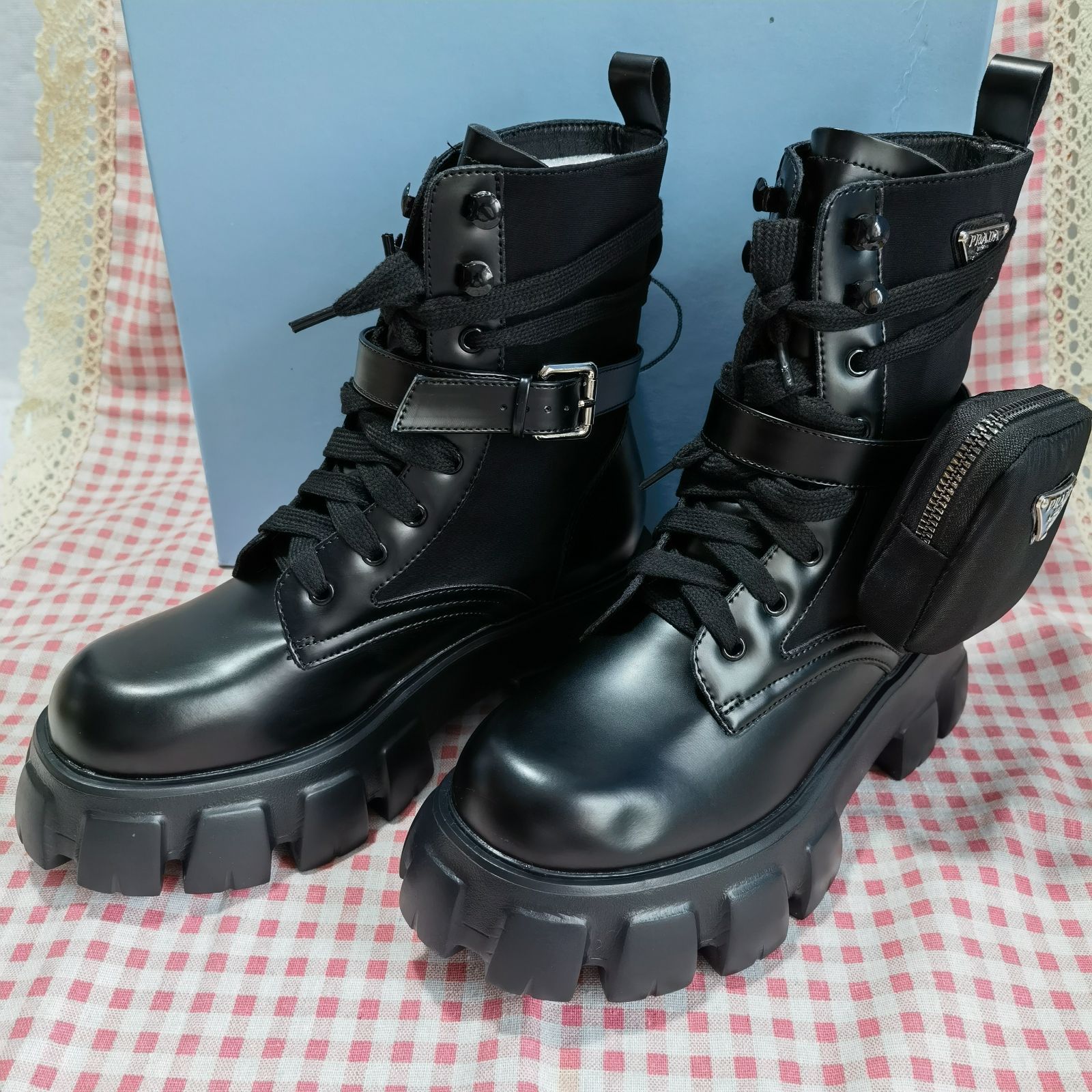 新品 【PRADA】 プラダ 立ち上が コンバットブーツ