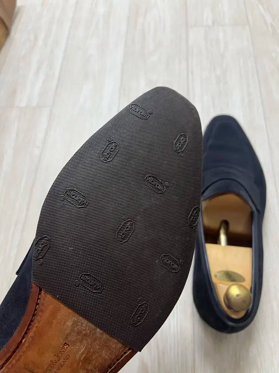  クロケットエンジョーンズ マートン その他 ブーツ 革靴