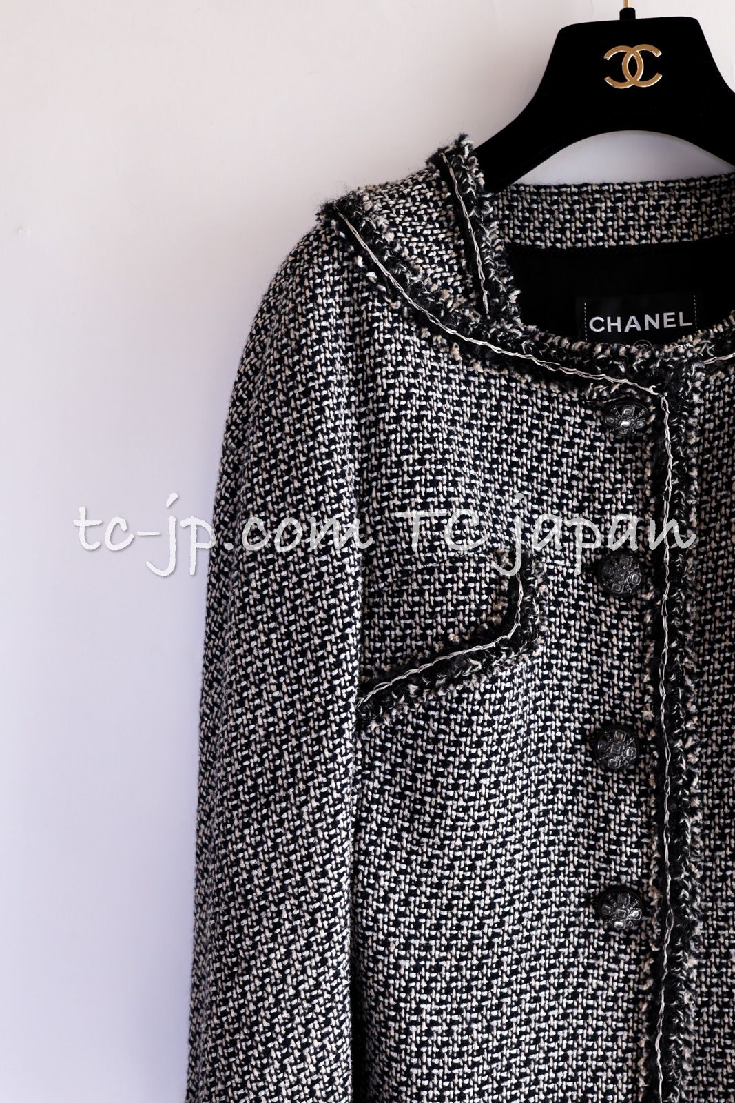 美品　CHANEL ジャケット　38 グレー CHANEL シャネル ジャケット レディース P57900V43835 ホワイト