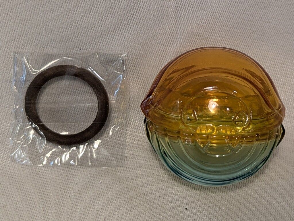 のれそれ ダンゴムシ 茶色いブラウン しぇふ染め クリア成型