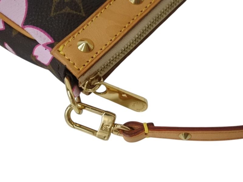極美品 LOUISVUITTON ルイヴィトン 村上隆 ポシェットアクセ 極美品 LOUISVUITTON ルイヴィトン 村上隆 ポシェットアクセ