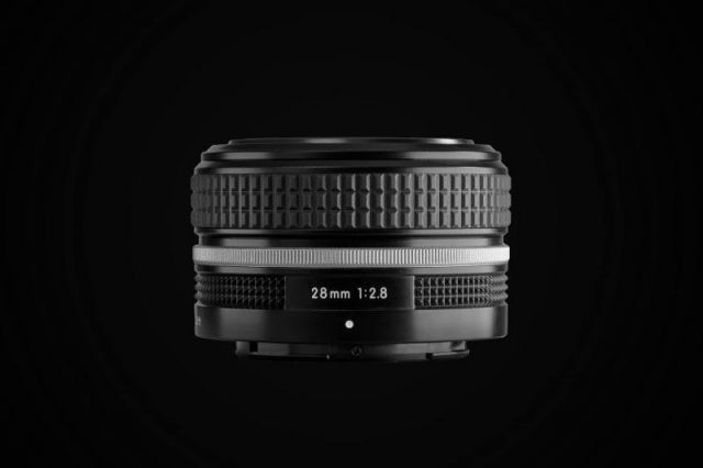 Nikon 広角単焦点レンズ NIKKOR Z 28mm f/2.8 Special Edition Z Nikon 広角単焦点レンズ NIKKOR Z 28mm f/2.8 Special Edition Z