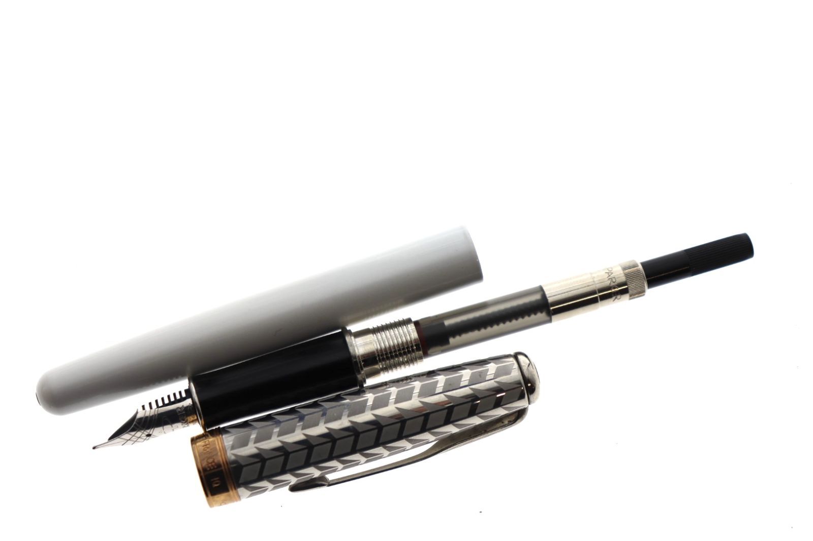 Parker ソネット 万年筆 パールホワイト⭐︎未使用品⭐︎ 詳細ページ | 万年筆 ボールペンなど高級筆記具の販売・買取