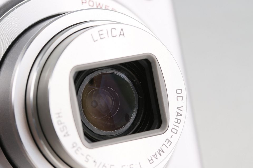 Panasonic Lumix DMC-ZX1 Digital Camera *Japanese Version Only