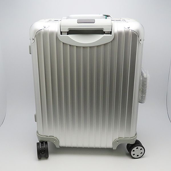 未使用 リモワ トパーズ 45L 2～3泊 キャリー バッグ 旅行カバン シルバー TSAロック RIMOWA TOPAS 920.56.00.4  93256 スーツケース ジェラルミン 逸品質屋 丸高 尼崎 兵庫 a22-51-1 【中古】【送料無料】 - メルカリ