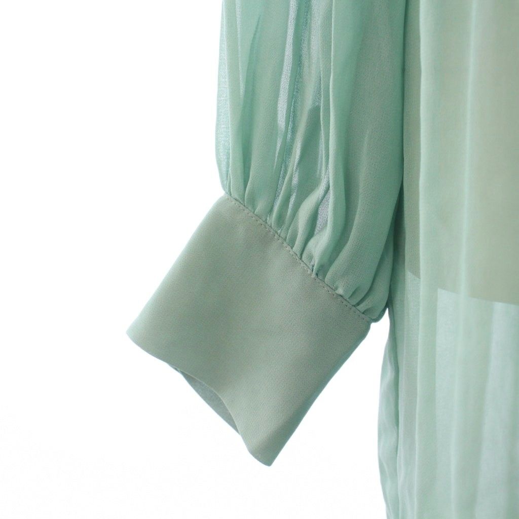 L'UNE ボウタイブラウス　長袖　グリーン　プリーツ L'UNE ボウタイブラウス 長袖 グリーン プリーツ L'UNE