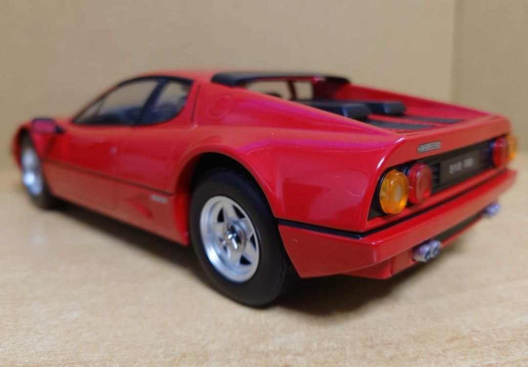 1/18フェラーリ512 BBi 1981 レッド KKscale製ダイキャスト - メルカリ