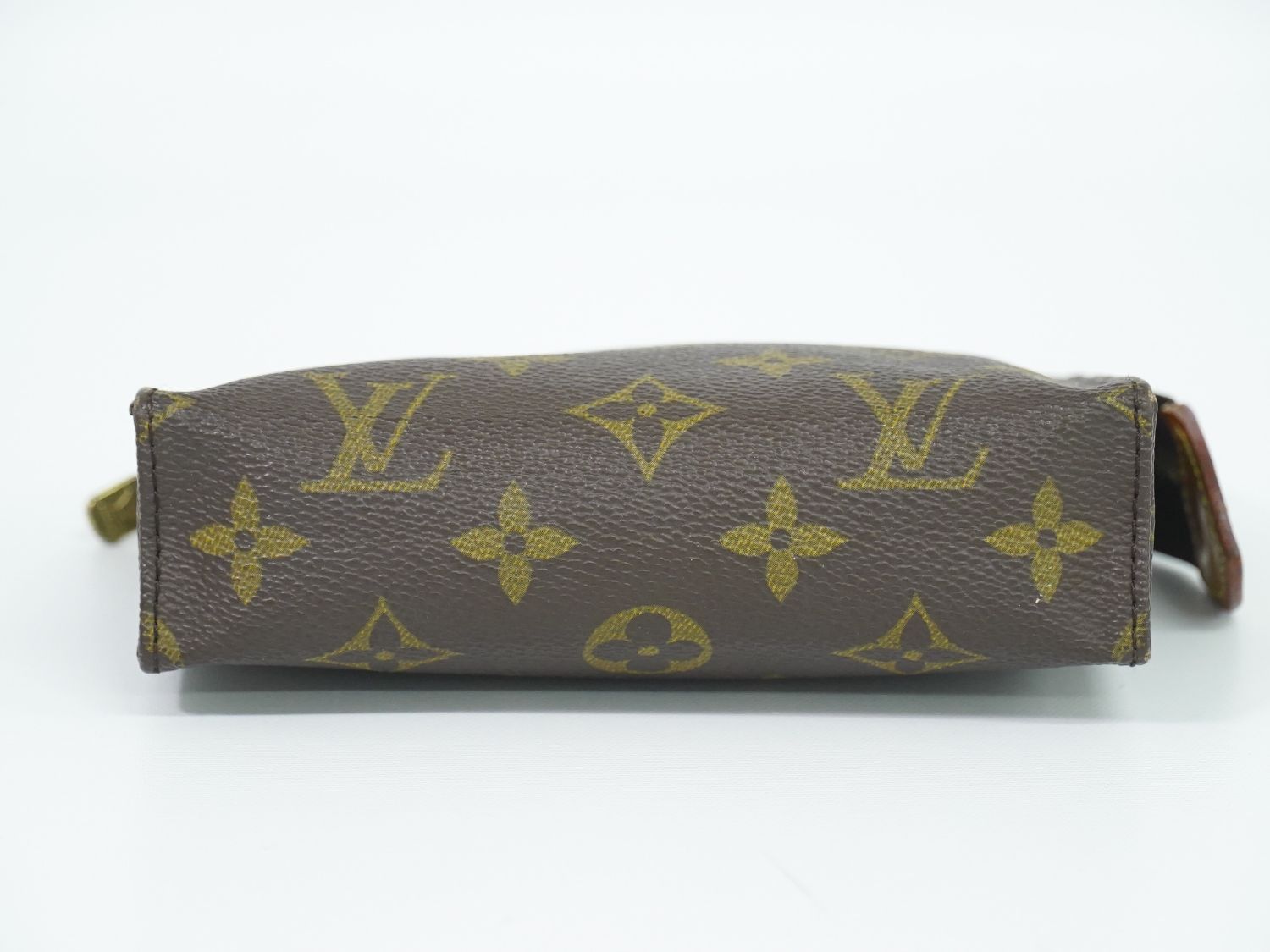 LOUIS VUITTON ポッシュトワレット15 モノグラム　ポーチ　小物入れ 本物 ルイヴィトン LOUIS VUITTON LV ポッシュトワレット 15