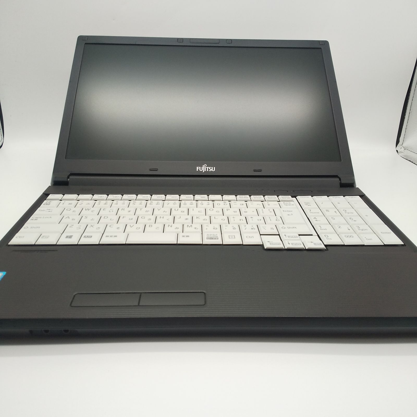 LIFEBOOK A748/TX Core i3-8130U メモリ8GB HDD500GB Windows11