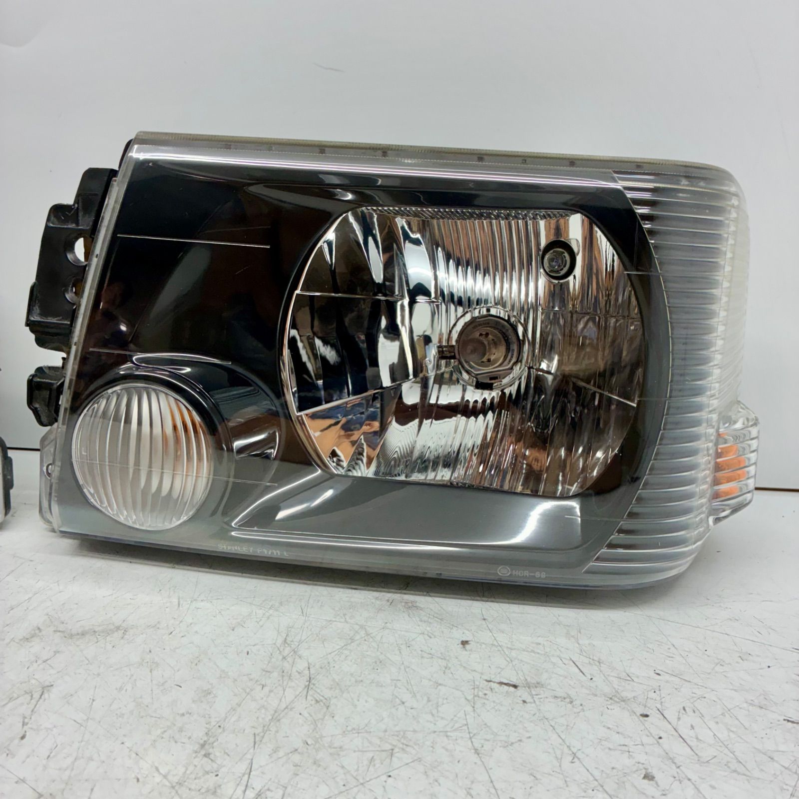 美品【コーティング済】U61V U62V U61T U62T U61W ミニキャブ