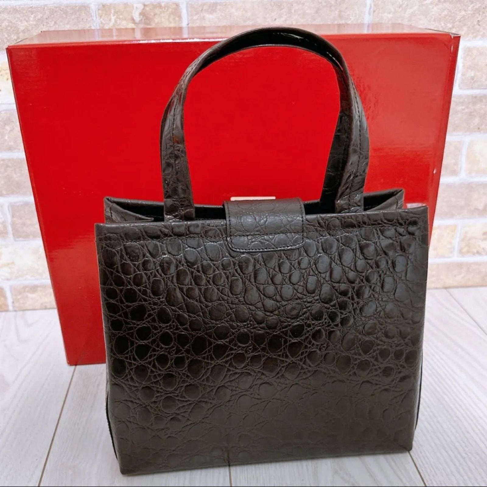 美品》Ferragamo(フェラガモ)2wayバッグ - メルカリ 美品》Ferragamo(フェラガモ)2wayバッグ - メルカリ
