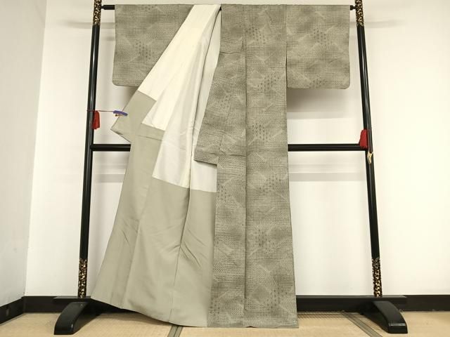 平和屋着物●本場小千谷紬　吉祥文　麻の葉　正絹　逸品　AAAT9511np 平和屋着物○本場小千谷紬 吉祥文 麻の葉 正絹 逸品 AAAT9511np - メルカリ