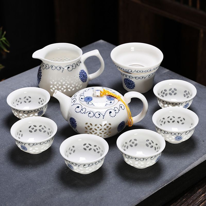 白色 陶磁器 中国茶器 皿付き 透かし模様で茶の色が見える玲瓏磁器 玲瓏磁 陶磁器 白磁 玲瓏