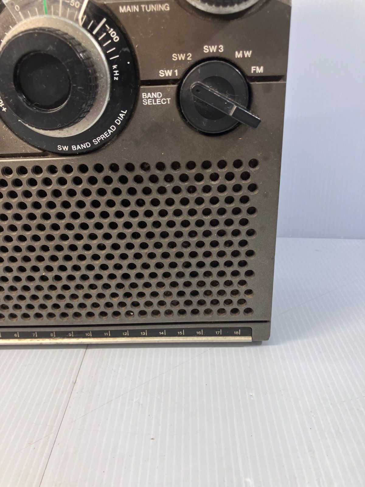 SONY ICF-5900 昭和 レトロ ソニー ICF-5900 – アナログBCLラジオの金字塔 | 【昭和レトロ