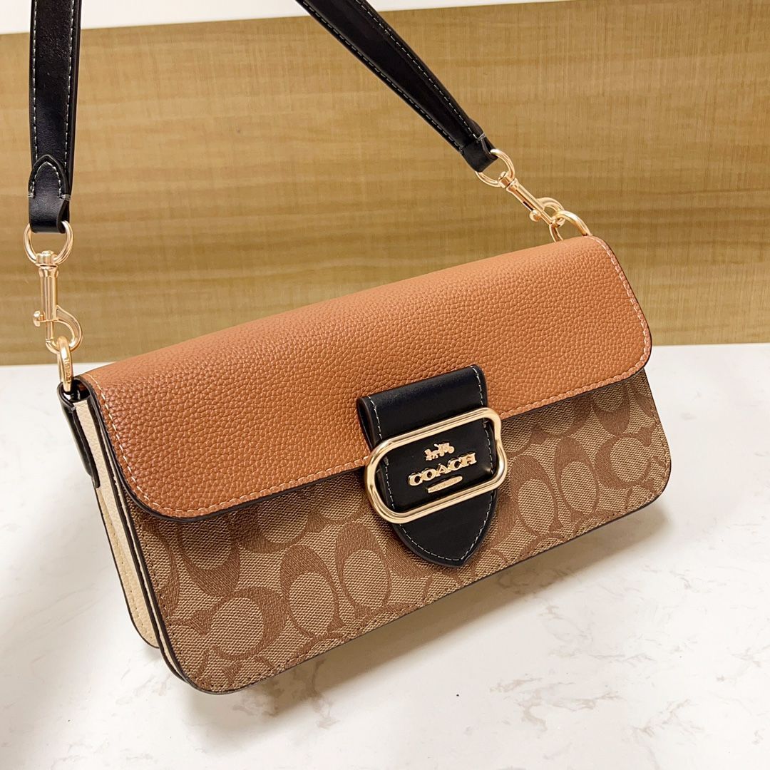 COACH コーチ CE560 レディース ショルダーバッグ宜しくお願いします