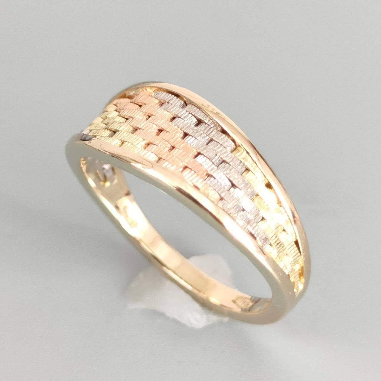 イエローゴールドとピンクゴールドとプラチナの3連リング　K18 Pt900 イエローゴールドとピンクゴールドとプラチナの3連リング K18 Pt900