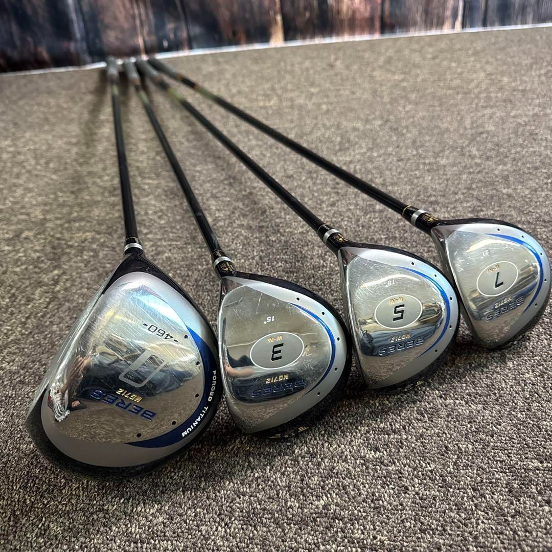 スリクソンキャディバッグ