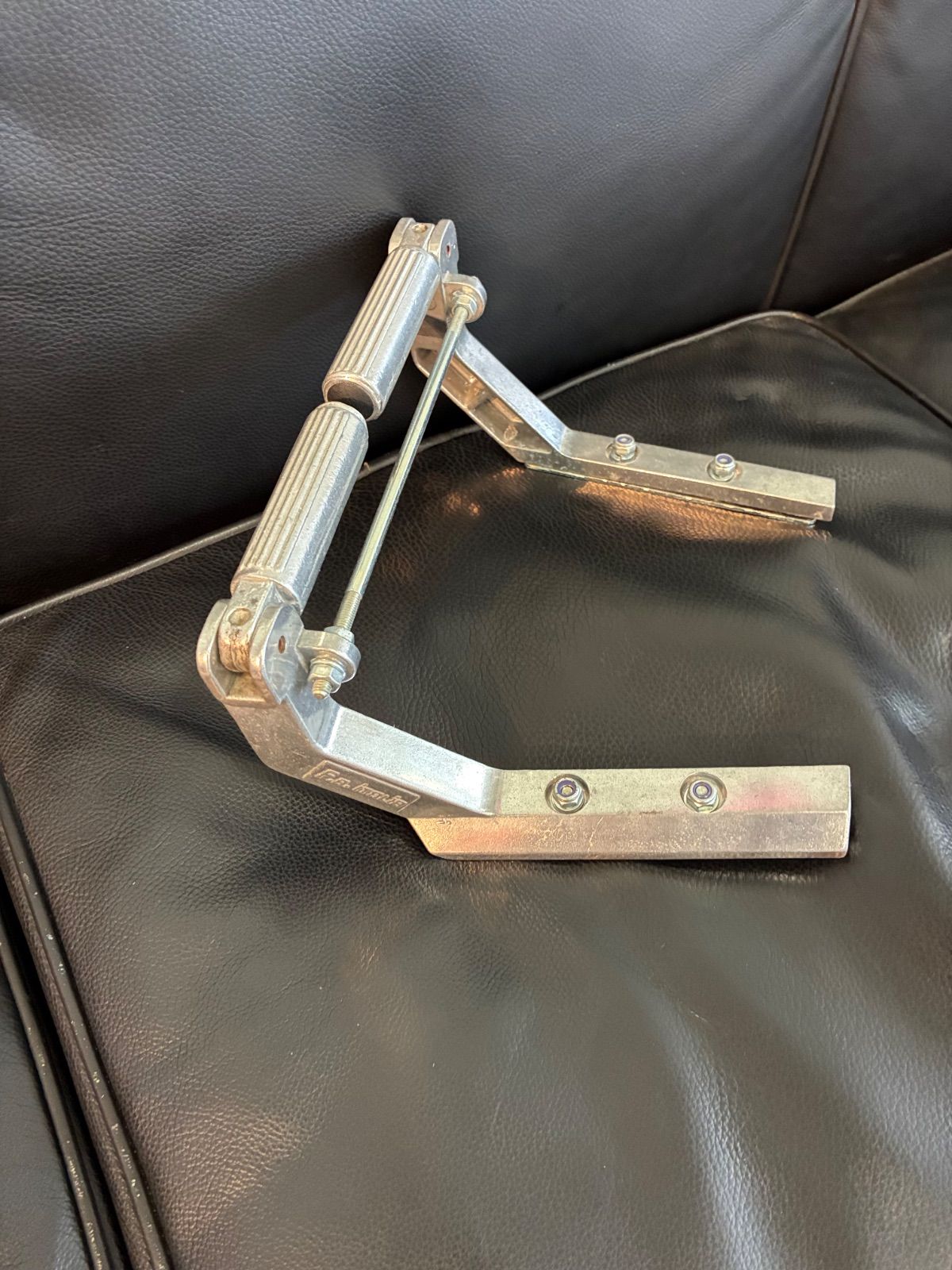 サマーセール！ FAのベスパPX用の折りたたみフットレストです 1 人気アイテムが再入荷！