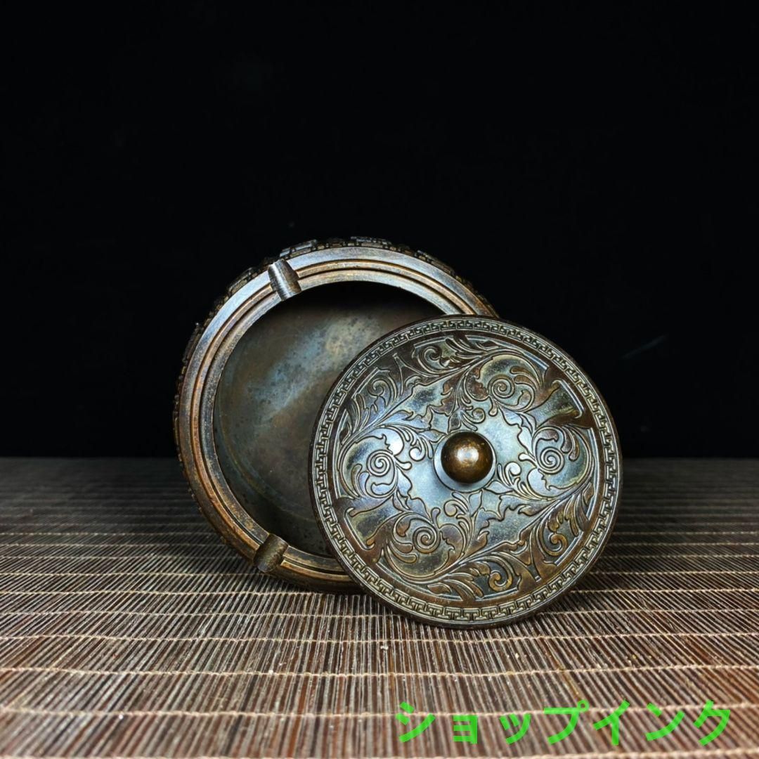 銅 細工 文字 レリーフ 灰皿 装飾品 工芸品美術品 置物 - メルカリ