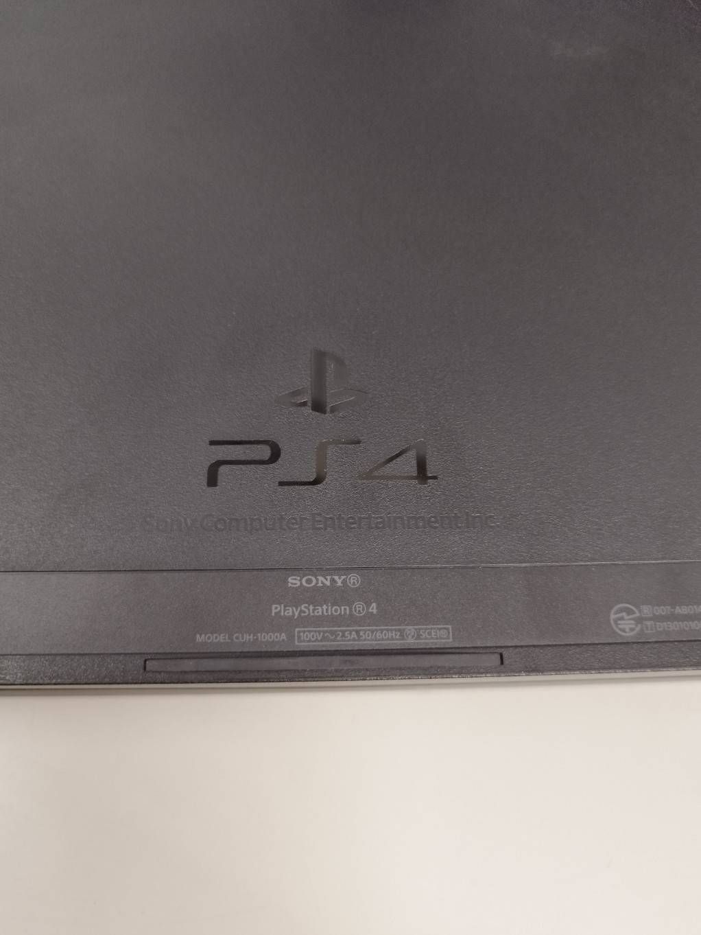 PlayStation 4/PS4/CUH-1000A(B01)/500GB/おまけソフト付き