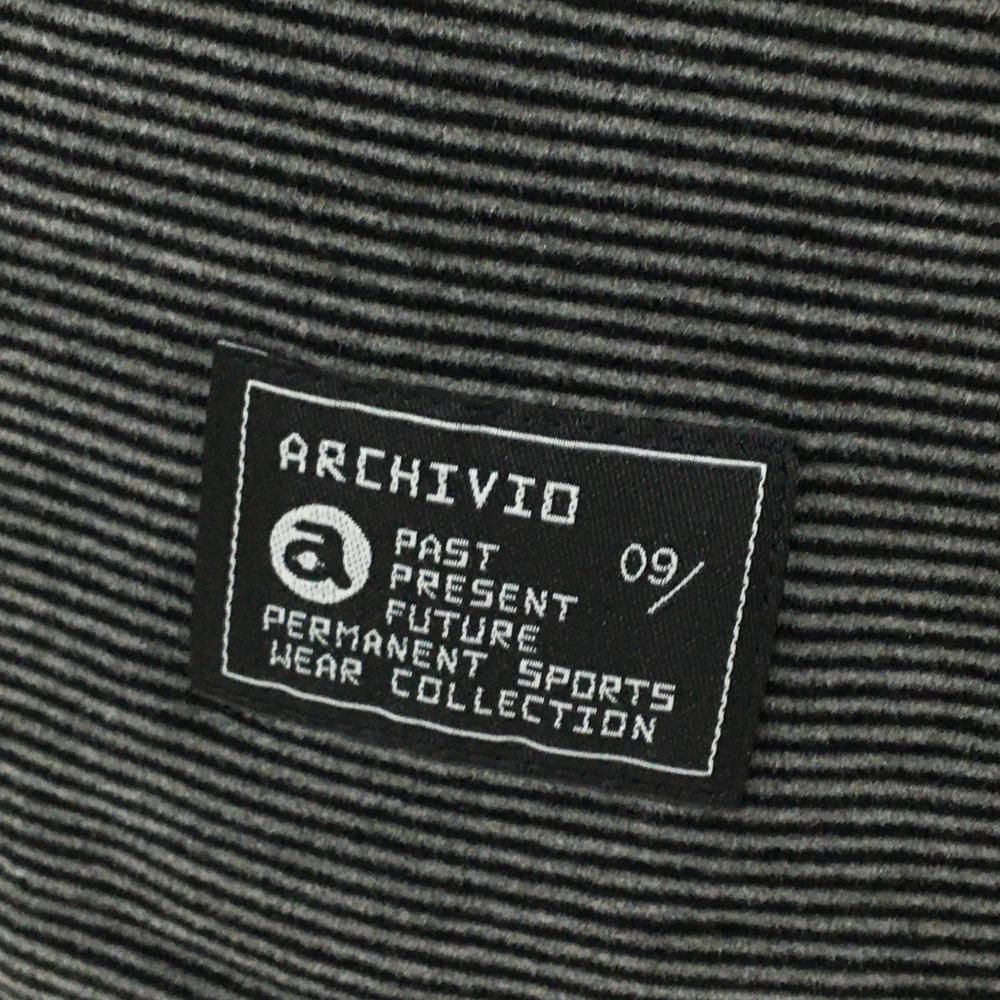 長袖ハイネックシャツ 黒×グレー