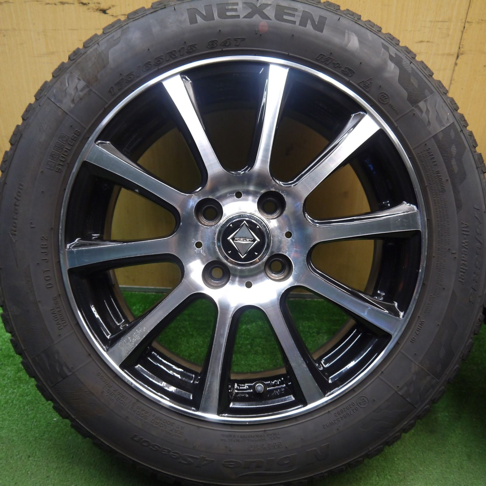 4本価格 22年 175 65R15 ネクセン N blue 4Season オールシーズン RiZLEY ライツレー 15インチ PCD100 4H 5093003Hス