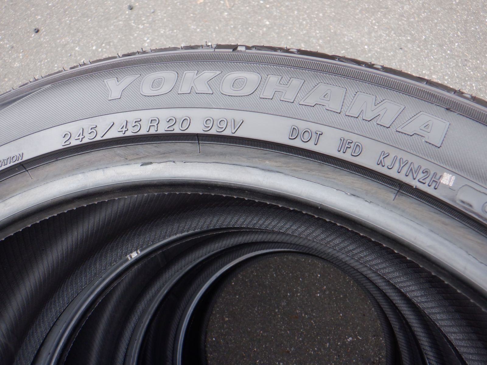 ♥品 245|45Ｒ20 ４本 ヨコハマ パラダ スペックX 2025年製 Ｖ９０ イヴォーグ アルファード ヴェルファイア ＢＭＷ Ｘ３などに