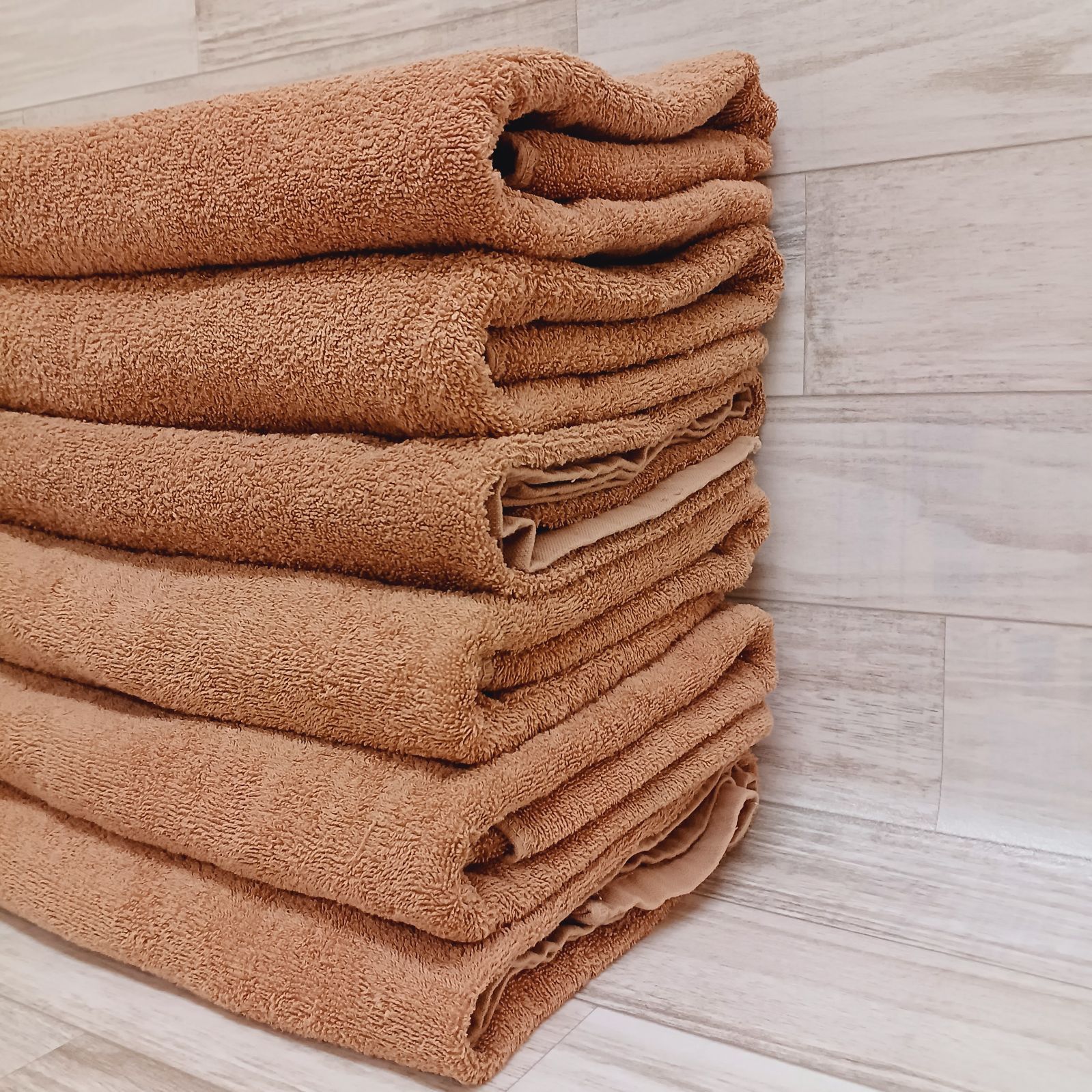 プロ仕様、業務用バスタオル 1200匁ブラウン10枚セット！！ - メルカリ