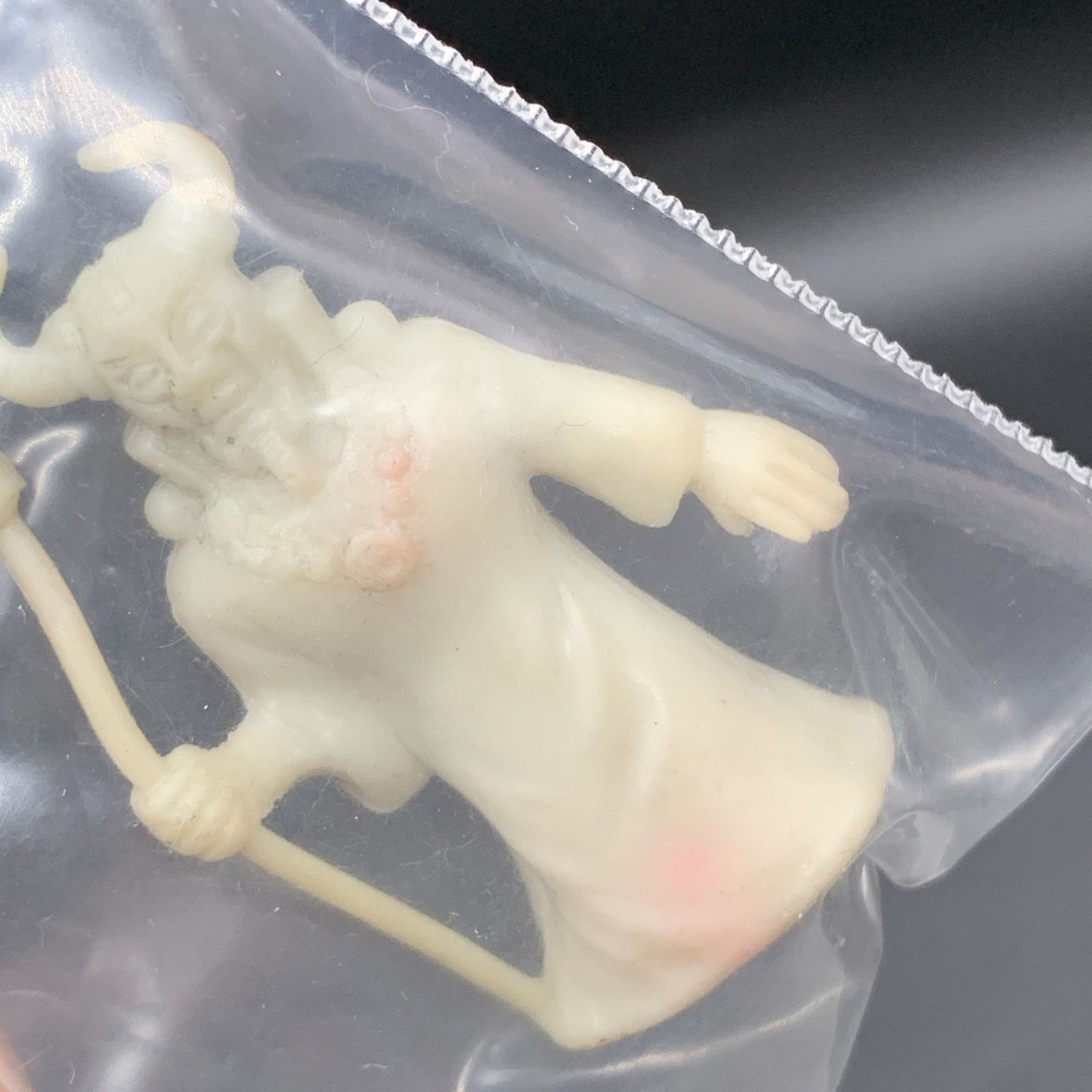 M305 ネクロスの要塞 消しゴム 24個 まとめ売り 食玩 フィギュア