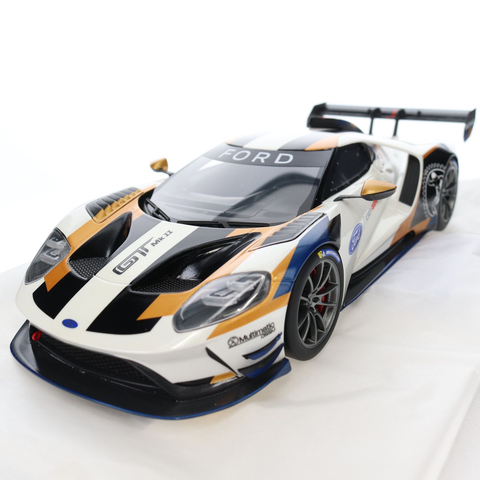 TOP SPEEDシリーズ 1/18 フォード GT Mk II ペブルビーチ・コンクールデレガンス 2019 完成品 ミニカー(TS0268) TSM(トゥルースケールミニチュアズ) TOP SPEEDシリーズ 1/18 フォード GT Mk II ペブルビーチ