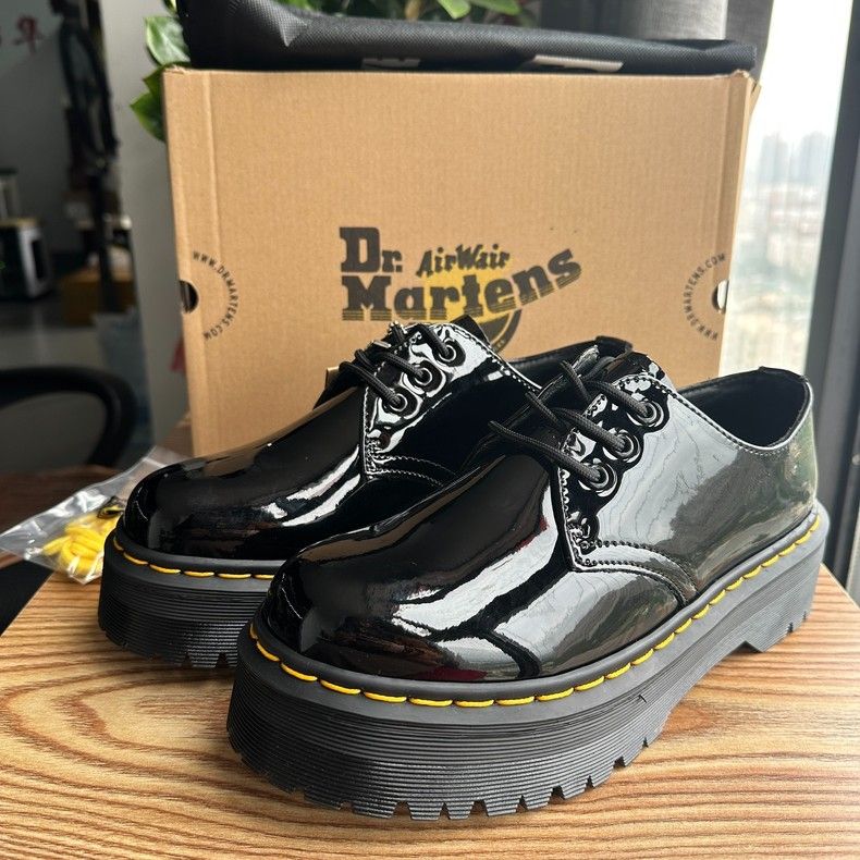 【新品未使用】 Dr.Martens 1461 QUAD エナメル 新品未使用】 Dr.Martens 1461 QUAD エナメル
