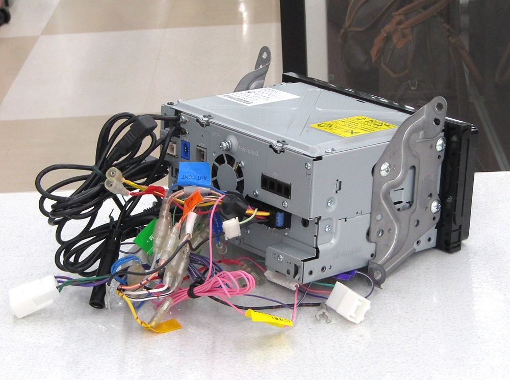 KENWOOD 7型ワイド MDV-Z905W カーナビ Bluetooth KENWOOD 7型ワイド MDV-Z905W カーナビ Bluetooth