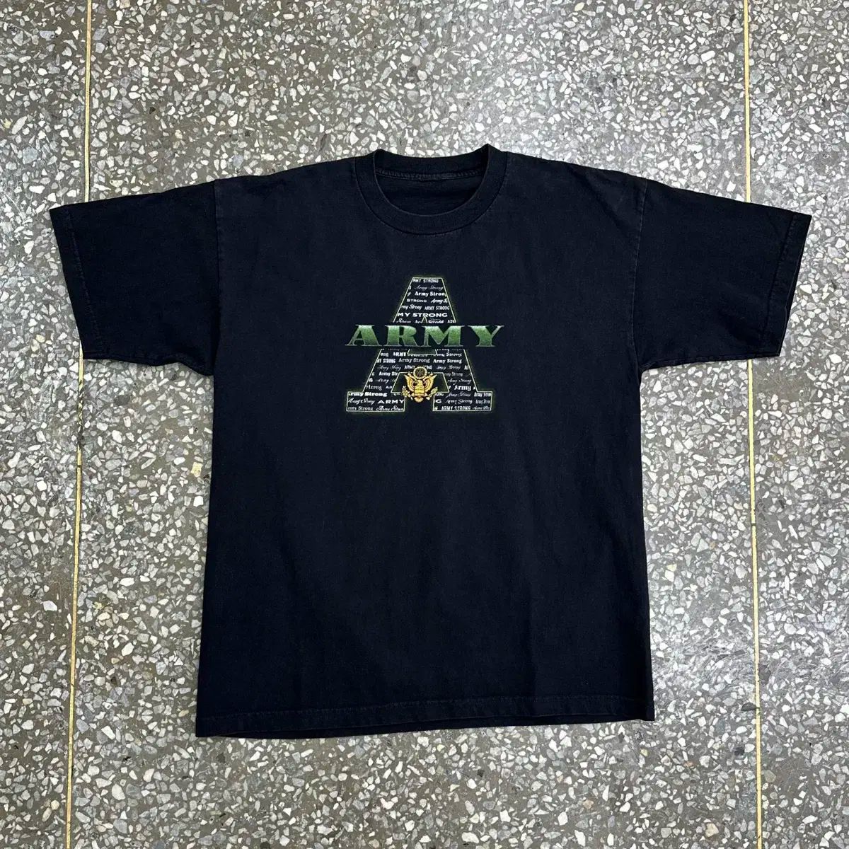 【人気，人気セール】 ami(アミ) army Tシャツ XL Tシャツ
