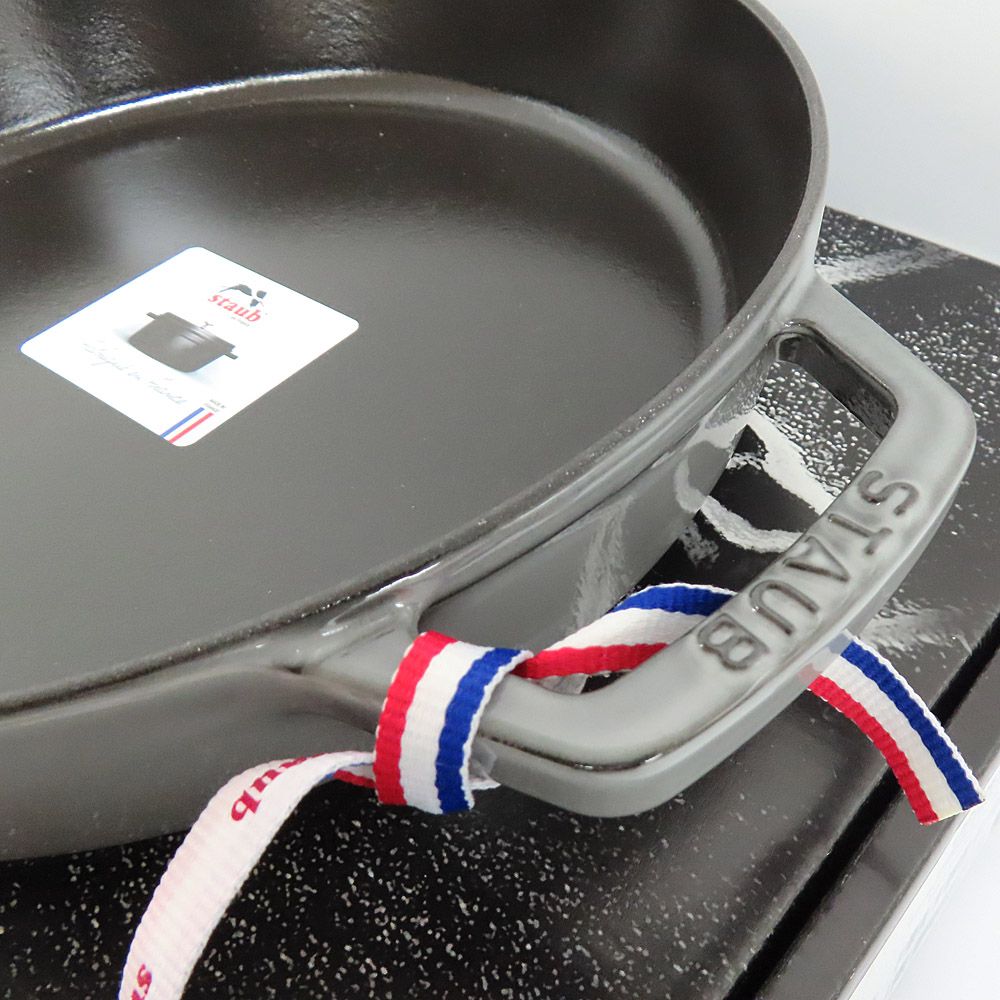 コレクション 【名古屋】ストウブ ラウンド 両手 フライパン 26cm 鋳物