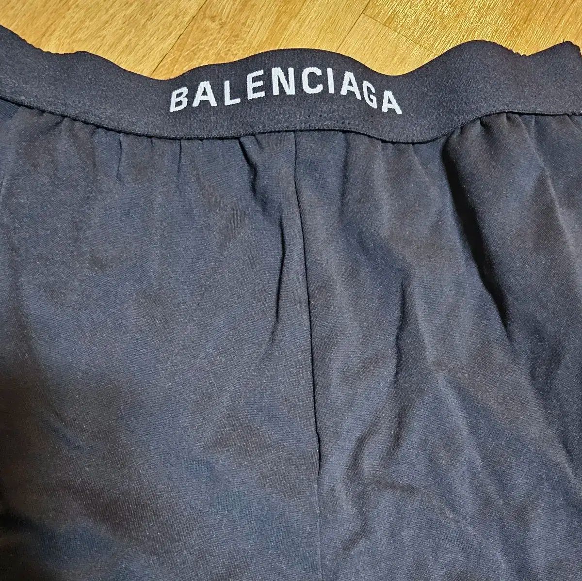 BALENCIAGA バレンシアガ