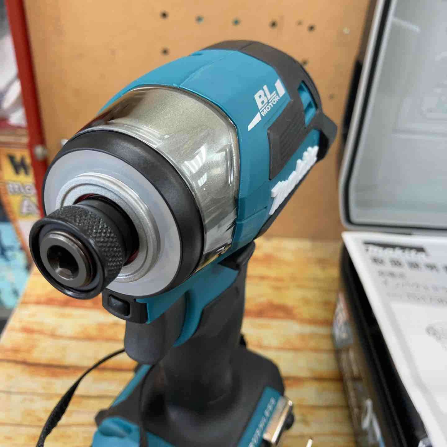 18Vインパクトドライバー