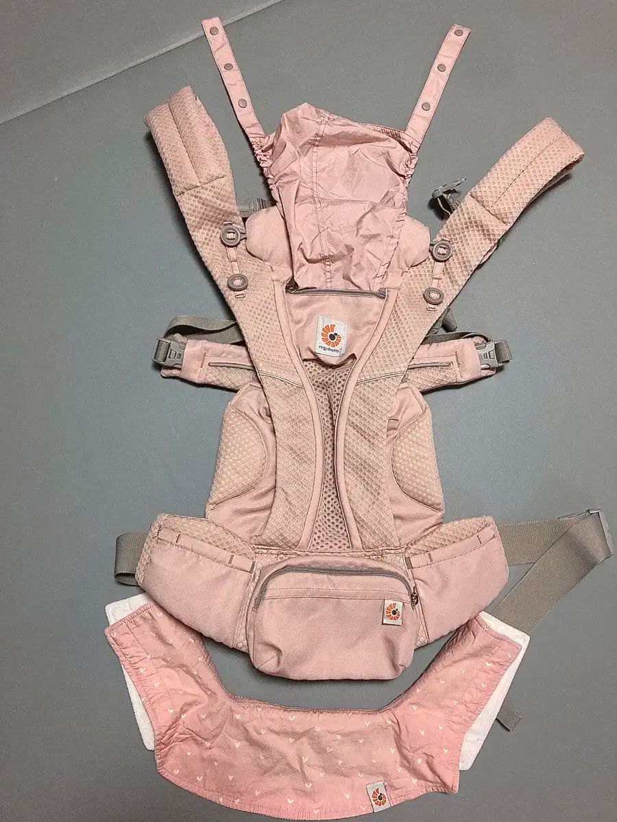 エルゴベビー?オムニブリーズ?ピンク 正規品 エルゴベビー OMNI Breeze
