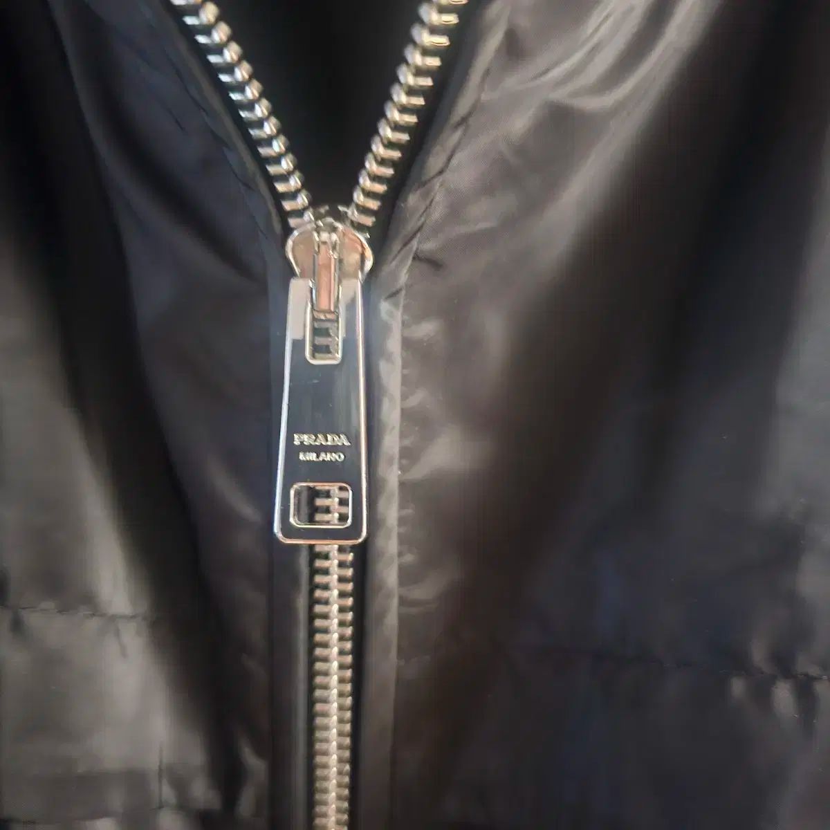 プラダウインドブレイカ Prada - Logo Windbreaker Jacket | HBX - Globally Curated