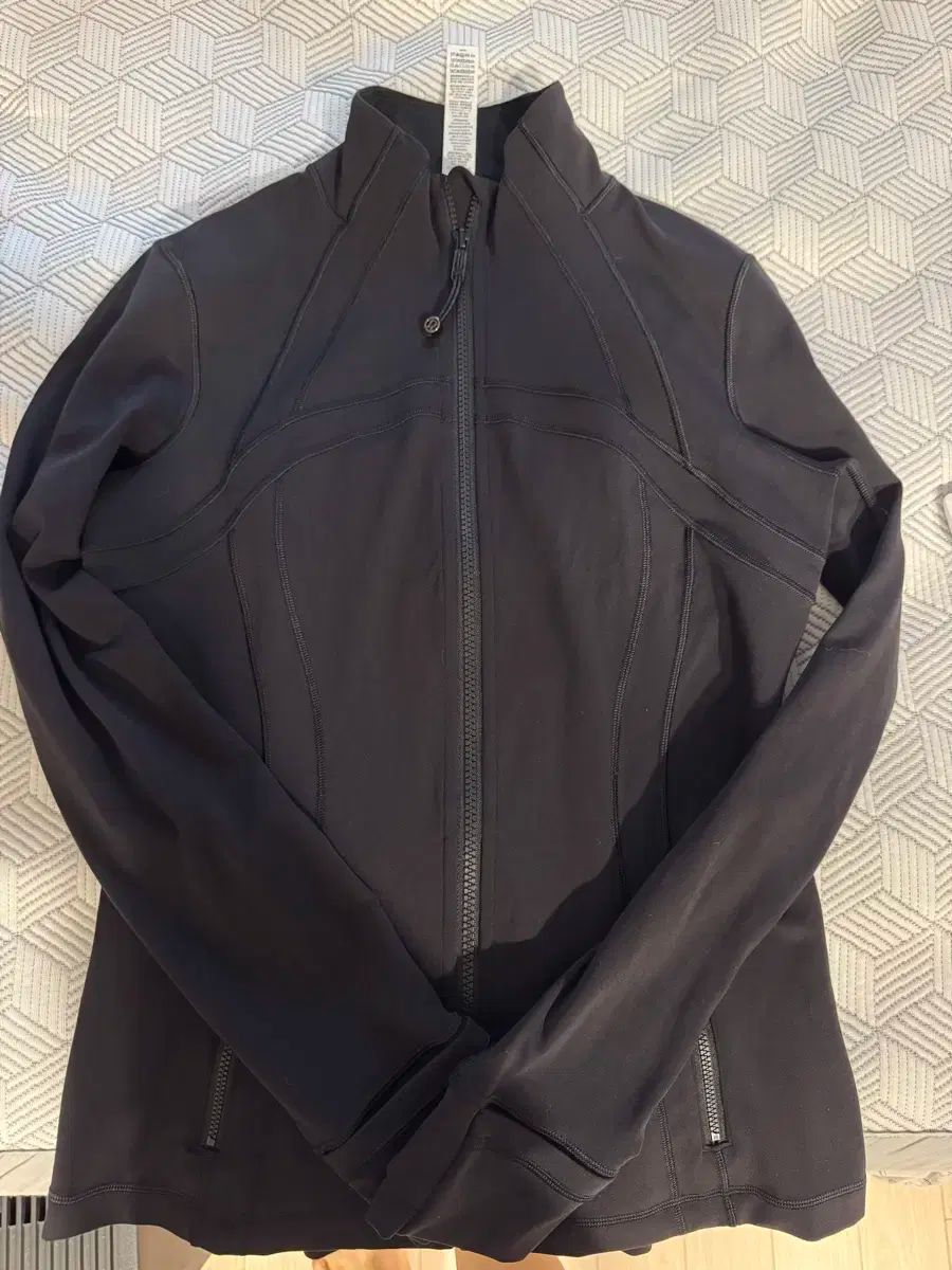 ルルレモン ディファインジャケット 8サイズ