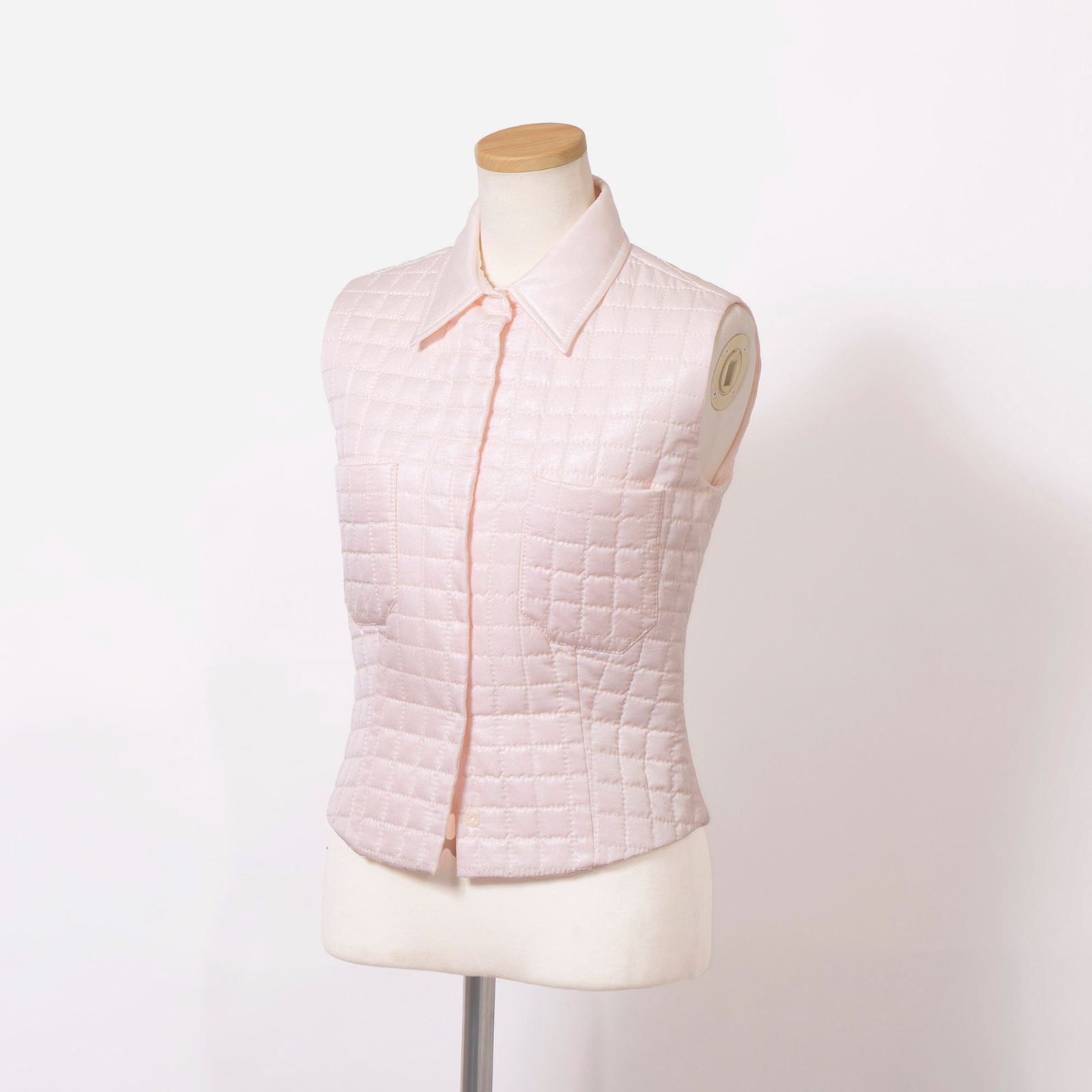 シャネル CHANEL キルティングベスト 00T ピンク ノースリーブ ラメ 光沢あり 38 イタリア製 レディース ライトアウター ベスト チョッキ インナーダウン