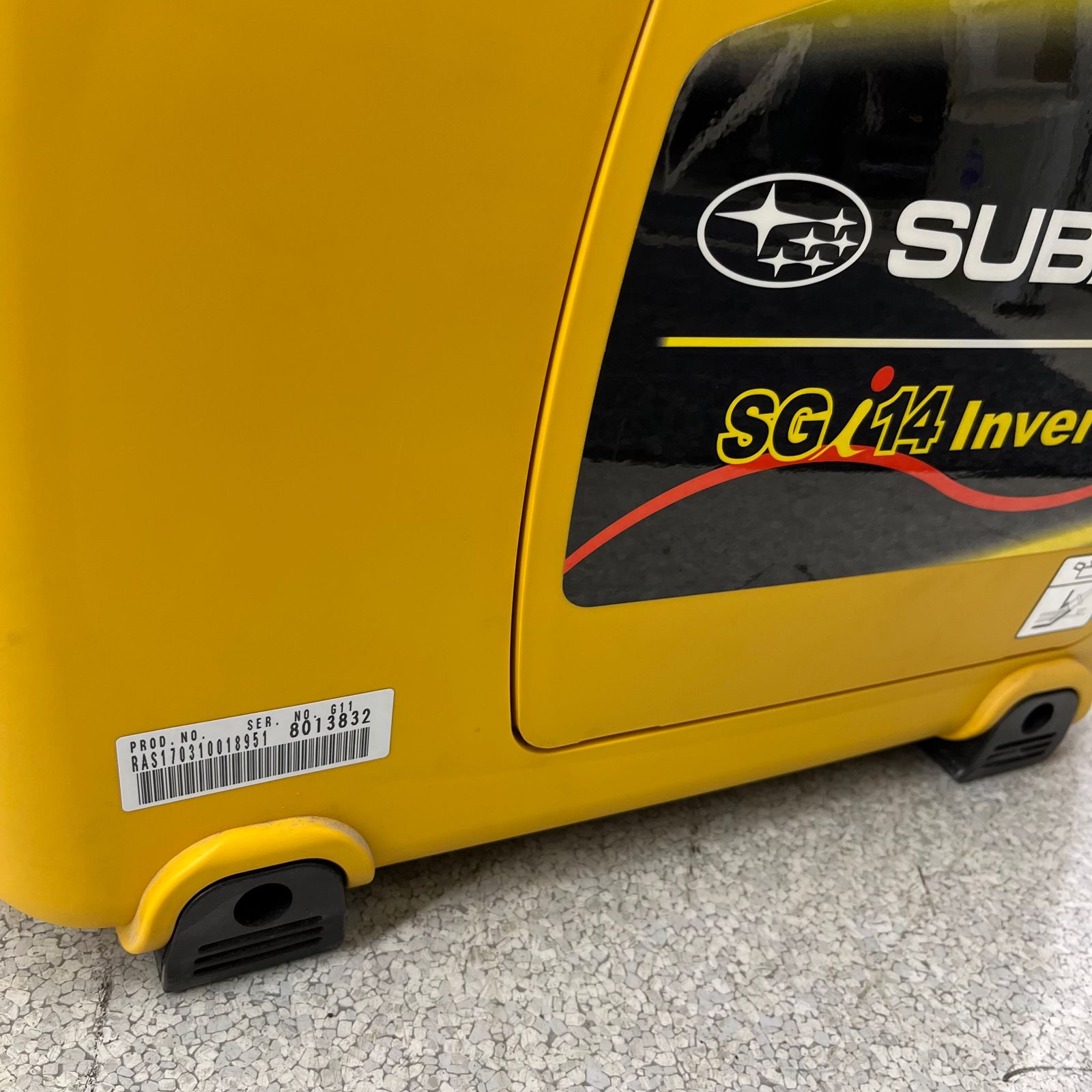 〇スバル ポータブルインバータ発電機 SGi14 長期保管品 （未