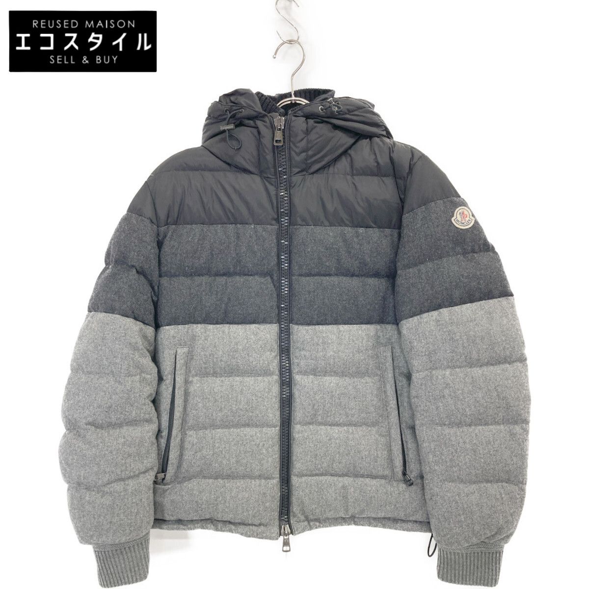 MONCLER モンクレール ﾌﾞﾗｯｸ×ｸﾞﾚｰ HARVEY ﾊｰﾋﾞｰ ﾛｺﾞﾜｯﾍﾟﾝ ﾘﾌﾞ切替ﾀﾞｳﾝｼﾞｬｹｯﾄ 2
