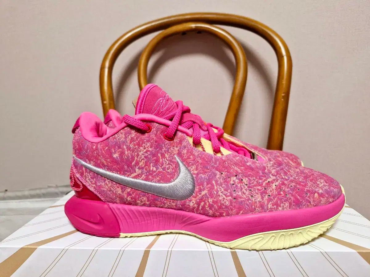 NIKE ナイキ